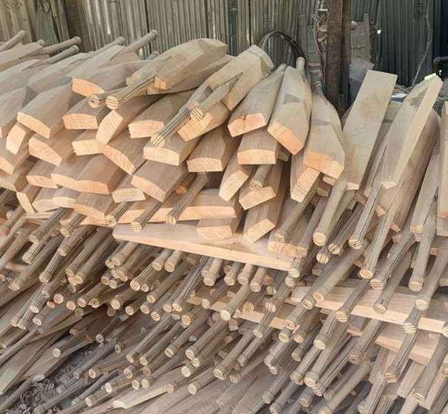 English Willow Cricket Bat Supplier India